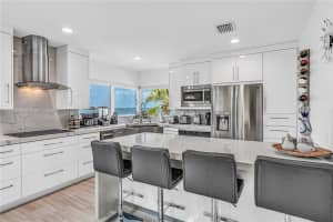 Calusa turtle house, 325 Calusa St, Key Largo, FL 33037, - MLS#A11758968