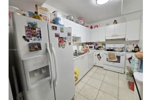 8261 NW 8th St APT 122, Miami, FL 33126, - MLS#A11758975