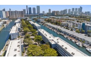 3550 NE 169th St APT 300, North Miami Beach, FL 33160, - MLS#A11759000