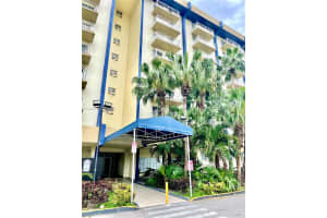 4550 NW 9th St APT 101E, Miami, FL 33126, Sold 07/07/25