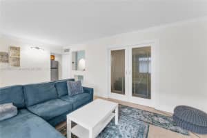 8617 SW 68th Ct APT 23, Miami, FL 33143, Sold 06/06/25