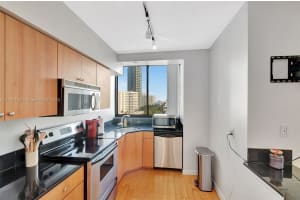 1330 West Ave APT 909, Miami Beach, FL 33139, Sold 10/14/25