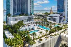 851 Ne 1st Ave 1401, Miami