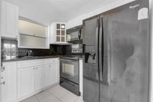 1225 W 30th St APT 21, Hialeah, FL 33012, Sold 05/09/25