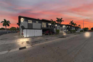 1225 W 30th St APT 21, Hialeah, FL 33012, Sold 05/09/25