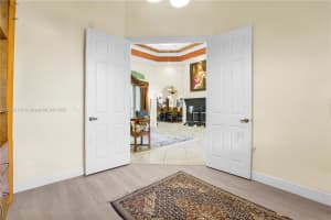 8952 S Kendale Cir, Wellington, FL 33467, Sold 07/02/25