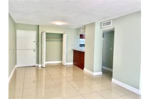 8870 Fontainebleau Blvd APT 103, Miami, FL 33172, Sold 07/02/25