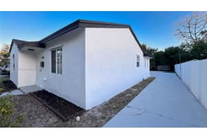 760 NW 125th St, North Miami, FL 33168, - MLS#A11759146