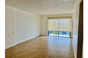 1300 SW 122nd Ave Apt 310-2, Miami, FL 33184, - MLS#A11759162