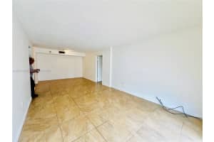 1300 SW 122nd Ave Apt 310-2, Miami, FL 33184, - MLS#A11759162