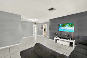 7850 W 16th Ave, Hialeah, FL 33014, Sold 05/02/25