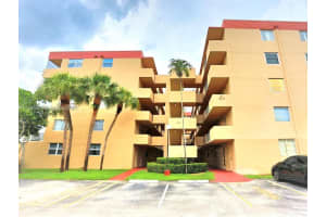410 NW 68th Ave APT 302, Plantation, FL 33317, Sold 04/21/25
