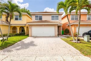 5441 NW 92nd Ave, Sunrise, FL 33351, Sold 04/16/25