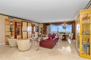 21050 Point Pl #1505, Aventura, FL 33180, Sold 12/03/25