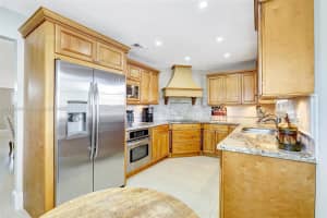 14631 Balgowan Rd Apt 203-10, Miami Lakes, FL 33016, Sold 06/30/25