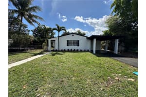 580 Nw 194th Ter, Miami Gardens