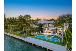 315 N Shore Dr Miami Beach, FL 33141 - MLS#A11759388