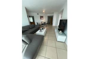 4242 NW 2nd St APT 604, Miami, FL 33126, Sold 08/08/25