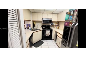 10023 SW 77th Ct, Miami, FL 33156, Sold 09/25/25