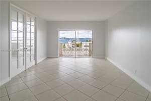 1455 N Treasure Dr Ph-a, North Bay Village