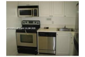 1455 N Treasure Dr 4o, North Bay Village