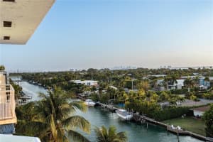 10140 W Bay Harbor Dr, Bay Harbor Islands, FL 33154, - MLS#A11759544