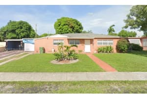 6465 W 8th Ct, Hialeah, FL 33012, Sold 07/17/25