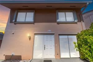 8440 Sw 154th Cir Ct 301, Miami