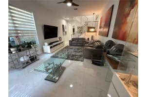 6923 Julia Gardens Dr Coconut Creek, FL 33073 - MLS#A11759642