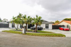 9101 SW 11th St, Miami, FL 33174, Sold 08/13/25