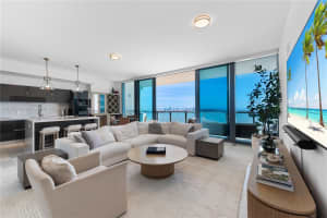 1451 Brickell Ave Unit 4002, Miami, FL 33131, - MLS#A11759734