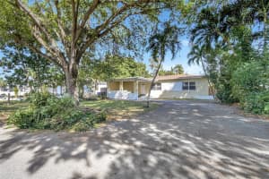 6433 Wiley St, Hollywood, FL 33023, Sold 04/22/25