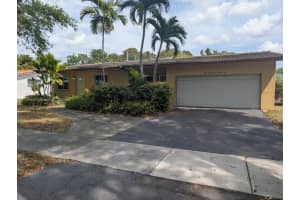 14331 Lake Saranac Ave, Miami Lakes, FL 33014, Sold 06/11/25