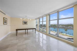 5055 Collins Ave APT 6M, Miami Beach, FL 33140, - MLS#A11759955