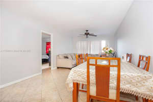 941 NW 45th St Apartment 7, Pompano Beach, FL 33064, - MLS#A11759983
