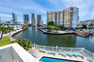 2500 Diana Dr APT 316, Hallandale Beach, FL 33009, Sold 07/24/25