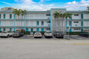2500 Diana Dr APT 316, Hallandale Beach, FL 33009, Sold 07/24/25