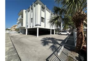 3582 NE 171 St APT 301, North Miami Beach, FL 33160, - MLS#A11760192