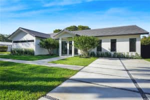 8765 SW 175th St, Palmetto Bay, FL 33157 - MLS#A11760238