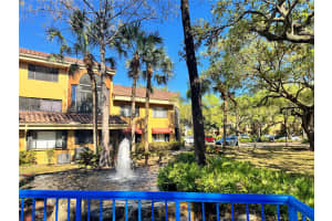 15525 Miami Lakeway N, Hialeah, FL 33014, Sold 07/31/25