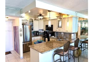 3180 S Ocean Dr APT 402, Hallandale Beach, FL 33009, - MLS#A11760294
