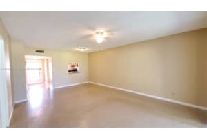 1050 Country Club Dr APT 202, Margate, FL 33063, - MLS#A11760341