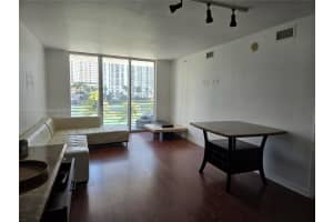 325 S Biscayne Blvd #415, Miami, FL 33131, - MLS#A11760355