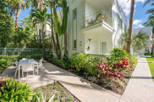 1211 Meridian Ave APT 1, Miami Beach, FL 33139, Sold 04/09/25