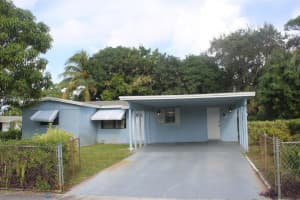 1530 W Avenue H W, Riviera Beach