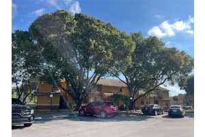 2501 Nw 56th Ave 5-14, Lauderhill