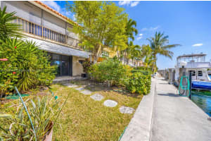 1552 NE 105th St B6, Miami Shores, FL 33138, Sold 07/08/25