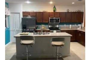 14221 SW 274th St, Homestead, FL 33032, Sold 05/05/25