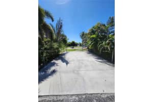 128 SW 5th St, Hallandale Beach, FL 33009, Sold 06/16/25