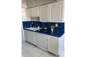 100 Golden Isles Dr APT 811, Hallandale Beach, FL 33009, - MLS#A11760665